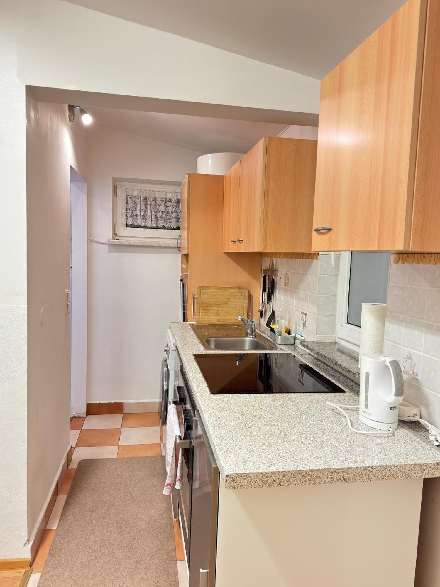 Small-Comfy Guest House In Donaustadt Garden - Not Shared! Vienna Exterior photo
